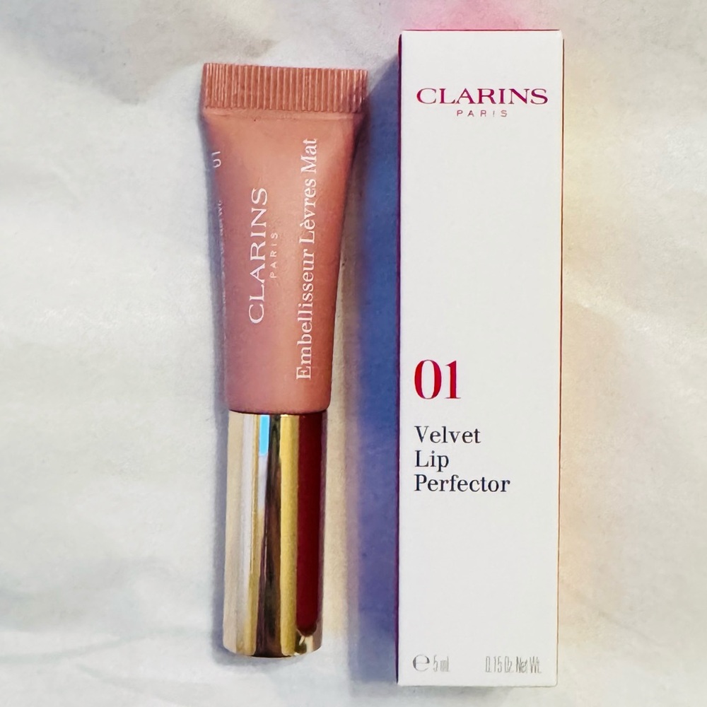 CLARINS VELVET NUDE LIP PERFECTOR NEW IN BOX NIB Matte gloss lipstick stain balm